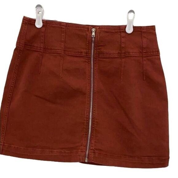 Free People We The Free Mini Virgo Terra -Cotta Front Zip Skirt Sz 31 - Picture 3 of 5